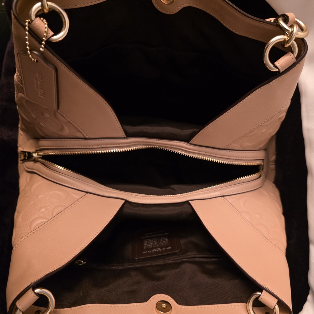 Coach Lexy Shoulder Bag - Picture 8 of 15